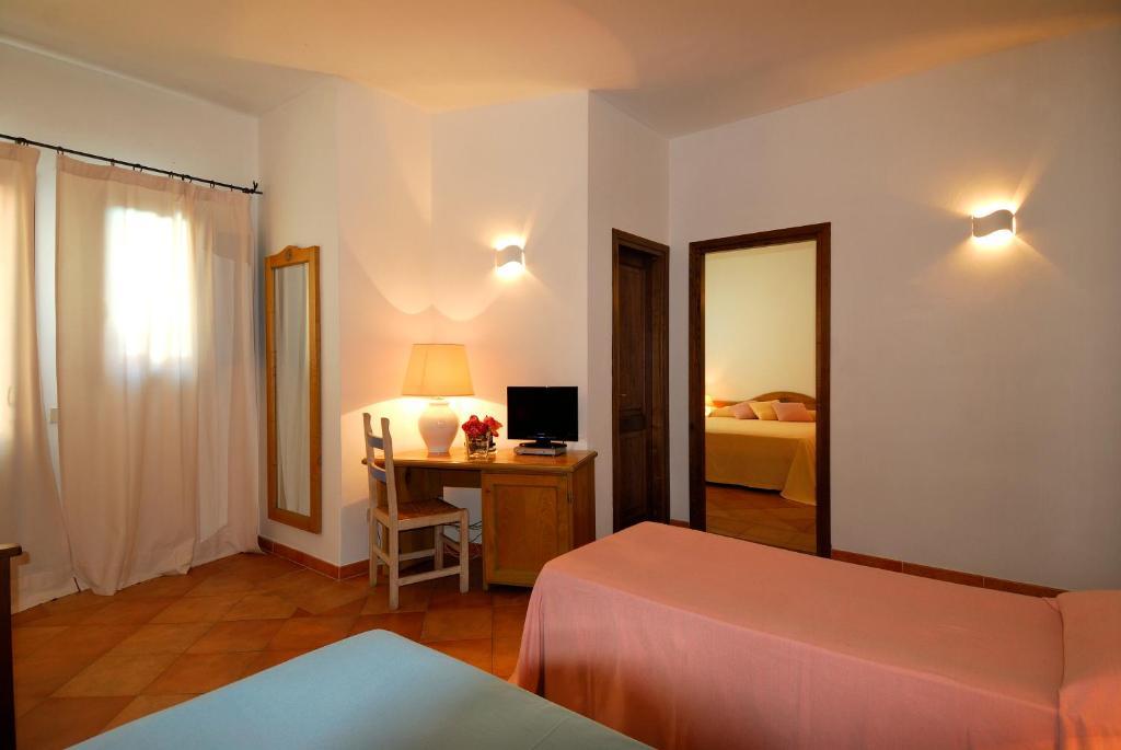 Boutique Hotel Sant'Andrea & Relais San Pantaleo Pokój zdjęcie