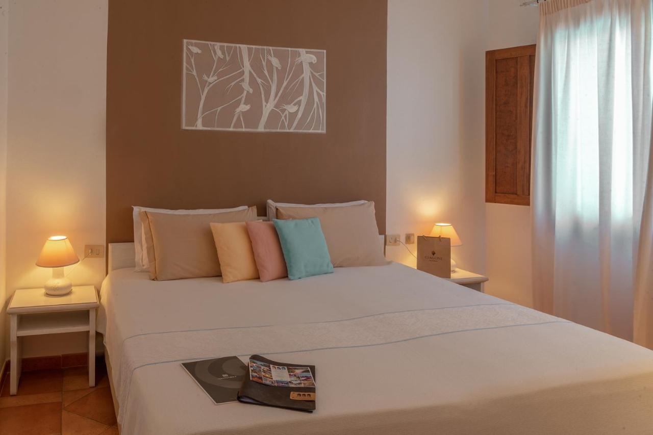 Boutique Hotel Sant'Andrea & Relais San Pantaleo Zewnętrze zdjęcie