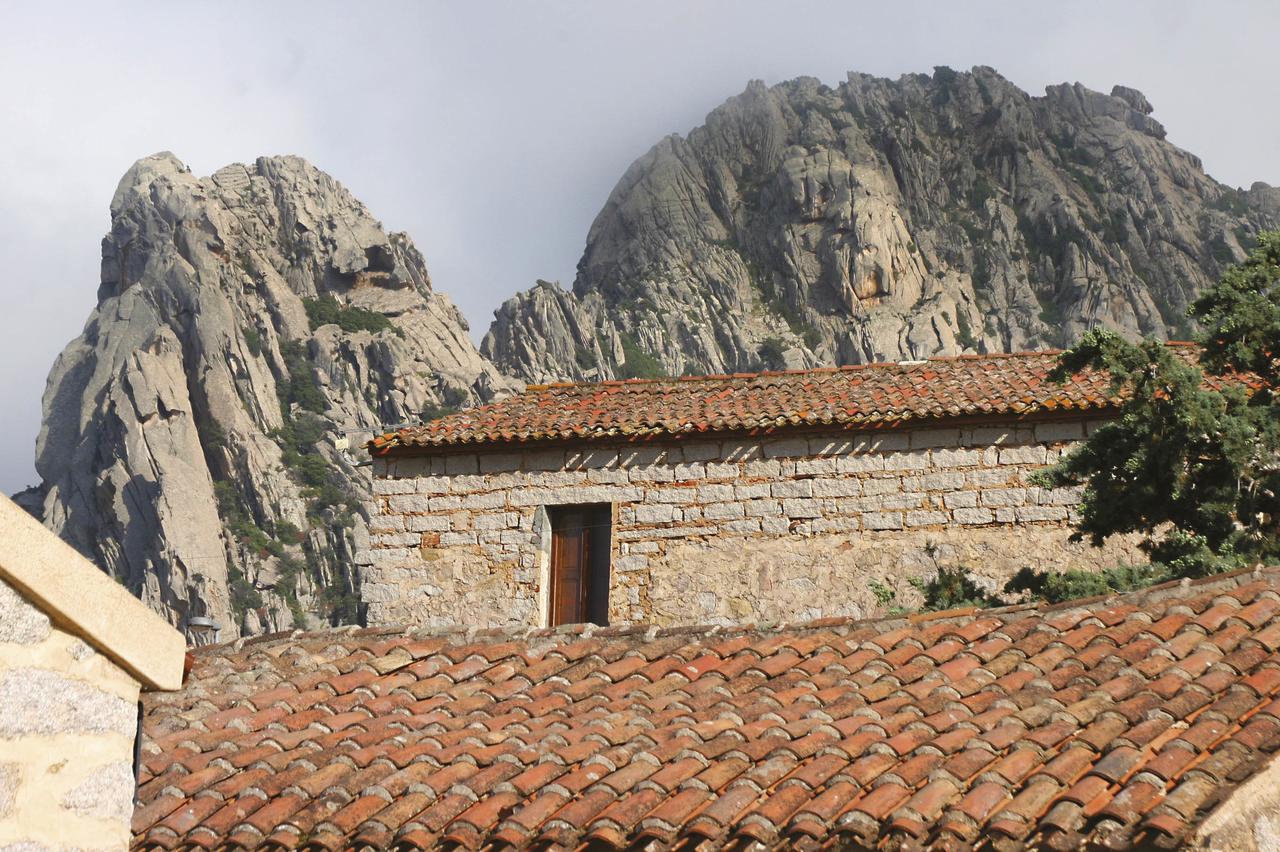 Boutique Hotel Sant'Andrea & Relais San Pantaleo Zewnętrze zdjęcie