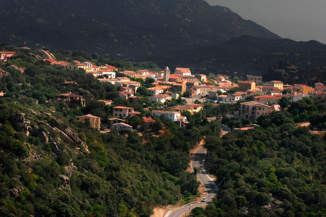Boutique Hotel Sant'Andrea & Relais San Pantaleo Zewnętrze zdjęcie