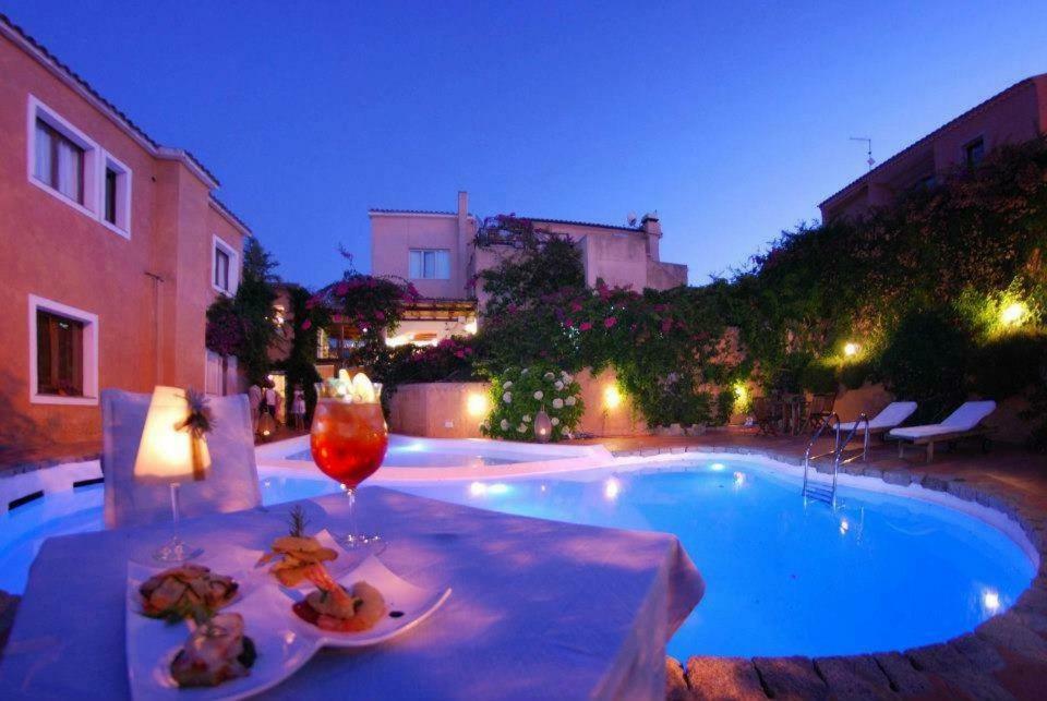 Boutique Hotel Sant'Andrea & Relais San Pantaleo Zewnętrze zdjęcie